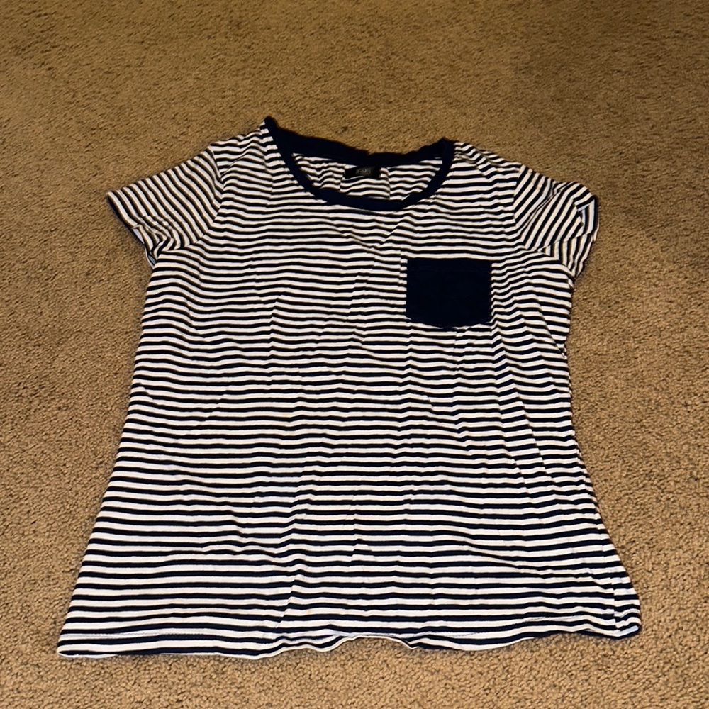 Blue and white stripe short sleeve shirt with pocket